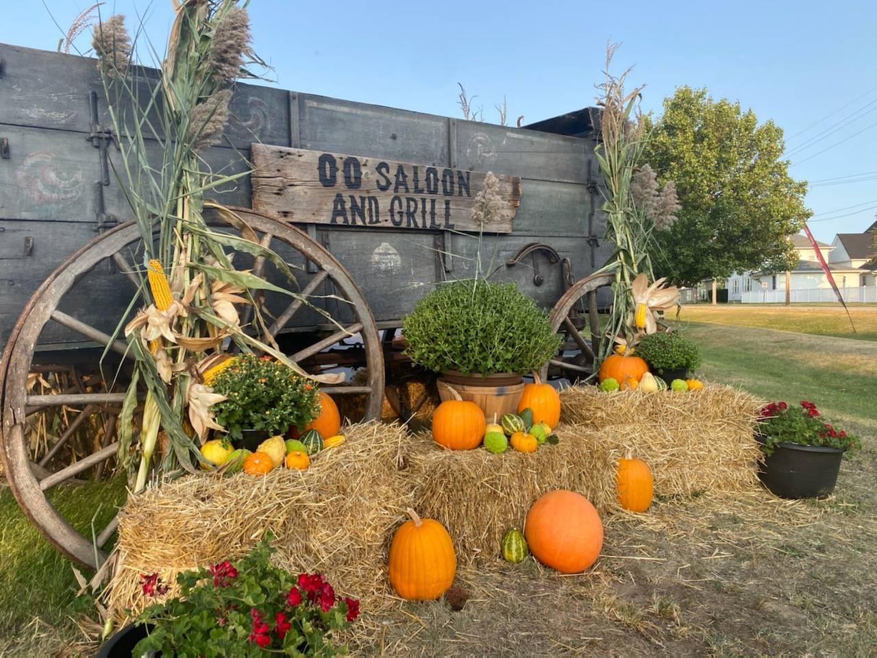 Double-O Saloon & Grill